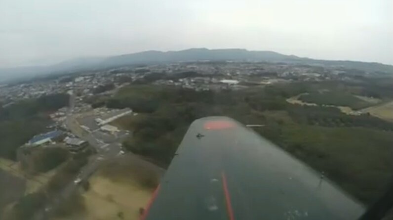 画像：パイロットカメラでの飛行の様子/画像はニコニコ生放送