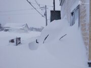 北海道オホーツク海側　午前中いっぱいは猛吹雪に警戒        