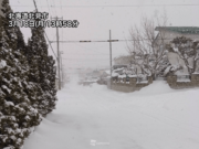 北日本では局地的に強い雪や吹雪　今夜にかけて積雪増加や視界不良に注意