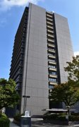 3歳女児ベランダから転落死か 広島、53階建てマンション
