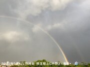 関東の空　雨のあと大きな虹がかかる