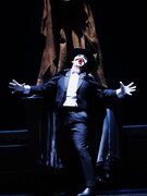 ミュージカル『オペラ座の怪人』ケン・ヒル版　開幕！＜愛するが故の悲劇＞が色鮮やかに描かれた究極のクラシック・ミュージカル。