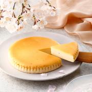 春の訪れを感じる、人気フレーバーが今年も登場。優しい桜の香りがひろがる『御用邸さくらチーズケーキ』