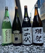 日本酒を飲み比べ味わうひととき！10種類以上が飲み放題！～ 酒と肴と懐メロと ～　Urban Garden ３３９祭～