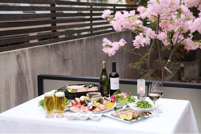 画像：赤坂で今年も「桜ガーデンテラス」が始動！BBQ＆こたつ鍋でお花見気分を満喫 ～バネバグース赤坂見附店～