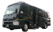伊豆地域初！観光需要を活性化するハイグレードな小型貸切観光バス「ＧＲＡＮＤＬＵＸＥ」２０２４年４月サービスイン