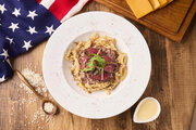 「カリフォルニア・ピザ・キッチン」“TASTE OF AMERICA”参加メニュー「Grilled Beef & Red Wine Risotto with Cheese Sauce」