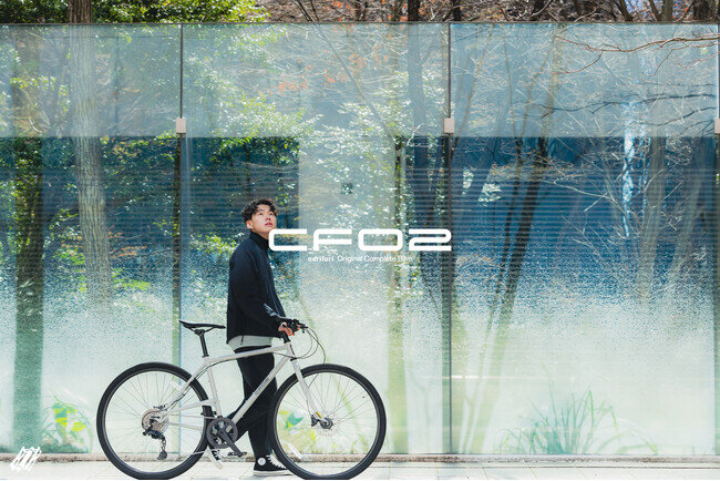 画像：【ナリフリ】ブランド初となる コンプリートバイク CF02/シーエフツー を発売