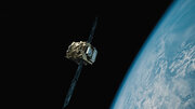 アストロスケールの商業デブリ除去実証衛星「ADRAS-J」、デブリから数百kmの距離にまで接近