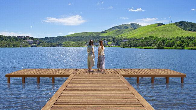 画像：今年の夏は、白樺湖で“湖”水浴　桟橋を滞在目的に「湖に一歩踏み出して」