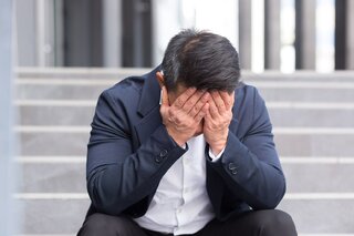 投資で損をする人は｢情弱｣でも｢バカ｣でもない…｢損切ができない人｣が無意識にハマっている落とし穴
