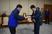 当社代表取締役会長の澤田と代表取締役社長の野本が石川県知事を表敬訪問いたしました
