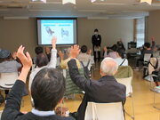 メガネの「Zoff」出張授業　神奈川県横浜市二俣川地域ケアプラザで目の健康をサポートする授業を実施