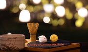 【グランドプリンスホテル高輪】月明かりのような光を愉しむ現代風の“月待ち”文化体験　日本庭園が一望できるラウンジでいちご大福と抹茶を堪能