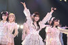 画像：「シアターの女神」AKB48柏木由紀卒業公演より（C）AKB48