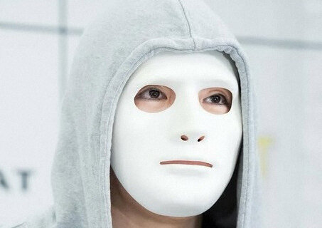 画像：ラファエル、盗撮行為に反撃「ネタ枯れたら『こいつらが盗撮犯です!』ってYouTube出すかも」