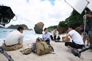 京丹後の美しい海を前に、幼馴染み3人が友情を再確認『映画 太陽の子』メイキング画像