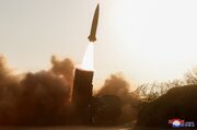 北朝鮮が弾道ミサイル発射、日本ＥＥＺに２発