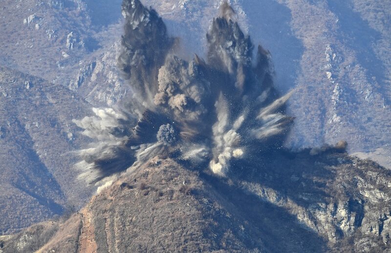 画像：北朝鮮、非武装地帯の監視所１０カ所を爆破