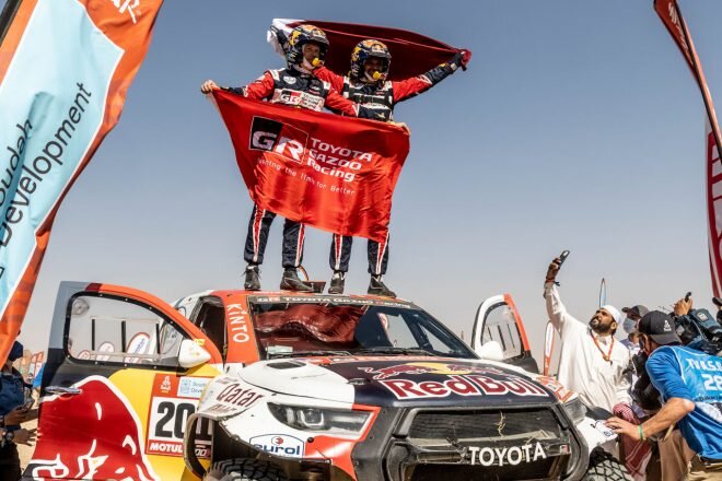 “砂漠の王”アル-アティヤ、トヨタに2度目のダカール総合優勝をもたらす「最高の気分!」