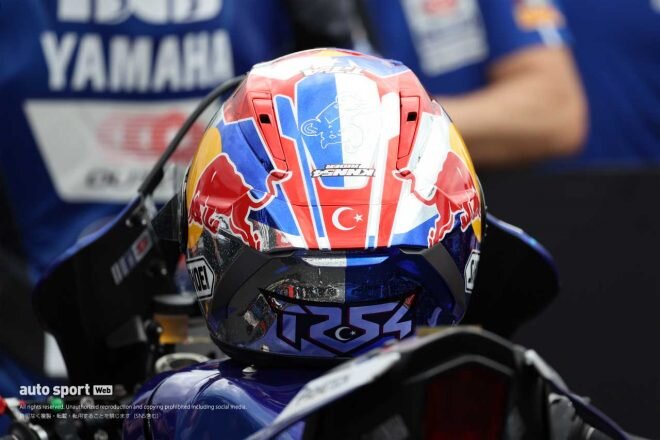 画像：SBKライダーのヘルメット、必要なレースサービスの仕事/2023SBK第1戦オーストラリア トピックス