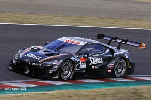STANLEY山本尚貴と牧野任祐。4年目を迎えたコンビのNSX-GTラスト STANLEY山本尚貴と牧野任祐。4年目を迎えたコンビのNSX-GTラスト