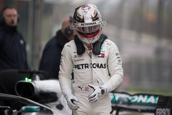 画像：ハミルトン予選4番手「遅くなった理由が分からない。明日フェラーリに挑戦できることを願う」メルセデス F1中国GP土曜