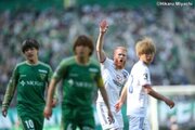 熊本が劇的勝利！　横浜FC、ついに初黒星…仙台敗戦で新潟が2位に浮上／J2第14節