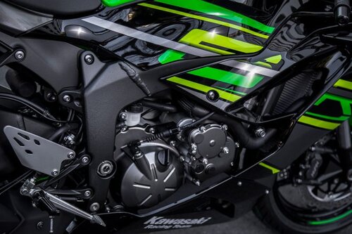 ピュアスポーツバイクの醍醐味を味わえるカワサキNinja ZX-6R ピュアスポーツバイクの醍醐味を味わえるカワサキNinja ZX-6R
