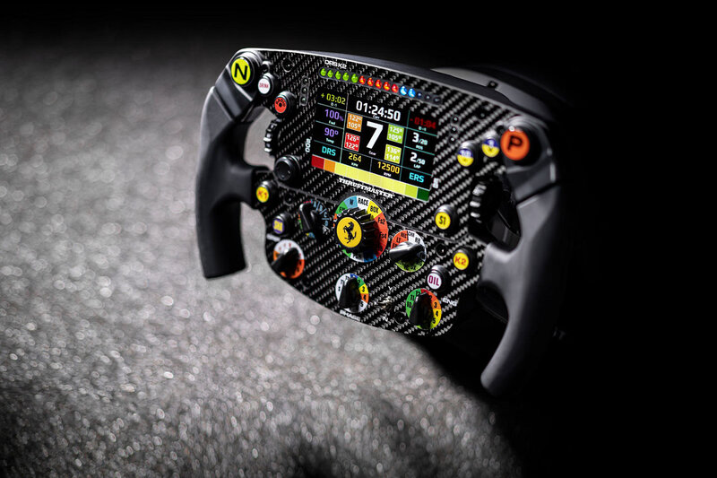 フェラーリF1の精密なレプリカステアリングが発売 フェラーリF1の精密なレプリカステアリングが発売