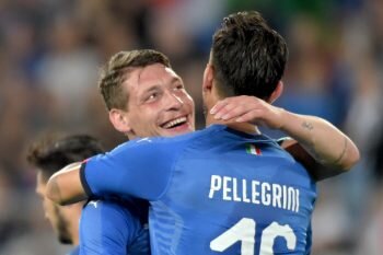 画像：イタリアを勝利に導く決勝弾を挙げたベロッティ（左）　[写真]＝Getty Images