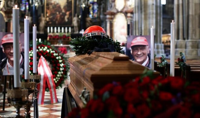 画像：F1レジェンド、ニキ・ラウダに友人たちが最後の別れ。ウィーンで葬儀営まれる