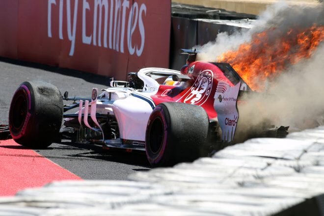 画像：【動画】クラッシュを喫したエリクソンのマシンが炎上／F1フランスGPフリー走行1回目