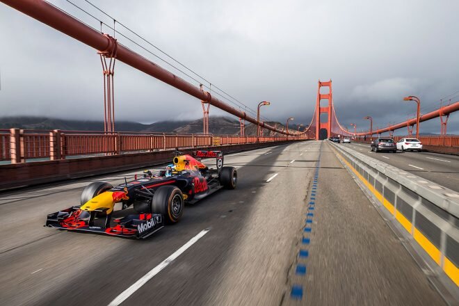 画像：【動画】F1マシンも夏休みのバカンスへ。レッドブルF1がサンフランシスコ、ラスベガスを疾走