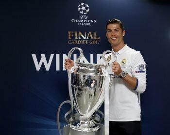 画像：UEFA最優秀選手賞に輝いたC・ロナウド [写真]＝Real Madrid via Getty Images