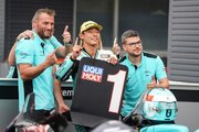 母国GPで鈴木竜生がバースデイポールを飾る「今年初めてのポールポジションを獲れたので嬉しい」/2022MotoGP第16戦日本GP