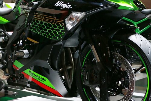 カワサキ、4気筒250cc『ニンジャZX-25R』、スーパーチャージャー カワサキ、4気筒250cc『ニンジャZX-25R』、スーパーチャージャー