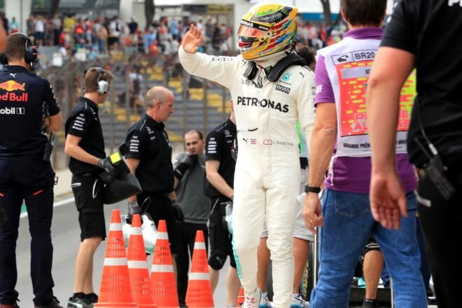 画像：ハミルトン「バルテリは僕に助けを求めないだろう」/F1ブラジルGP金曜