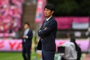 甲府、伊藤彰ヘッドコーチが新監督に就任「一つにまとまってJ1昇格を」