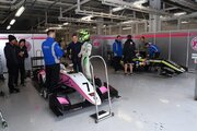 まるでヨーロッパ!? 全日本F3鈴鹿テスト参加の2チームに外国人ドライバー/スタッフが多数