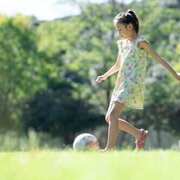 澤穂希さんの7歳娘「母、サッカーうまいね」……まだ親のスゴさに気づいていない⁉　本人も「やらせたらうまい」