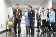 比嘉愛未“裕子”、ジェシー“謎の男”の治療を始める…「新空港占拠」第3話