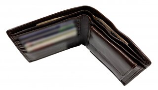ラブホで財布の忘れ物、中には10万円が フロントに届けられるも......