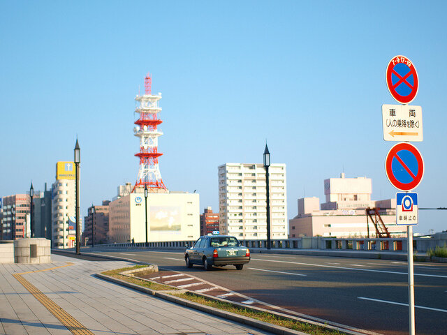 画像：写真は新潟市内にある萬代橋（Junpei Abeさん撮影、Flickerより）