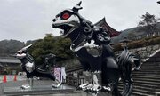 「このままロボットに変形しそう」　清水寺で参詣者を迎える「21世紀の狛犬」がカッコよすぎると話題