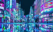 そのままゲームになりそうだ...　サイバーパンク風に現像された「雨の歌舞伎町」が超クール