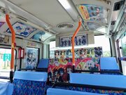 ここはオタク部屋？いいえ、市営バスです　佐賀市の「ゾンビランドサガ」コラボがあまりにも「ガチ」