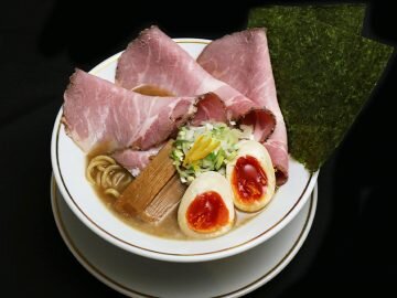 画像：大阪の大人気ラーメン店『人類みな麺類』の新ブランド『TAKAHIRO RAMEN』の渾身の一杯とは？