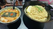 大阪の繁華街京橋で食べる魚介豚骨の絶品つけ麺