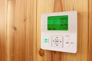 エアコンが寒すぎる職場「12時間に1回程度、外に出て暖まっている」